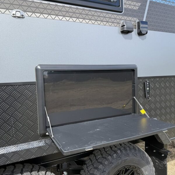 Billabong Quad Bunk Family Caravan 20