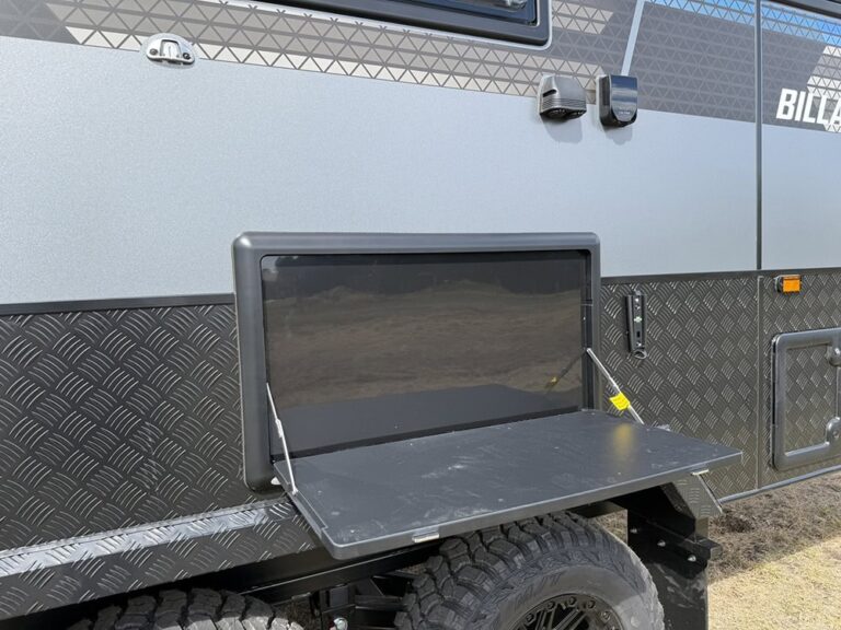 Billabong Quad Bunk Family Caravan 20