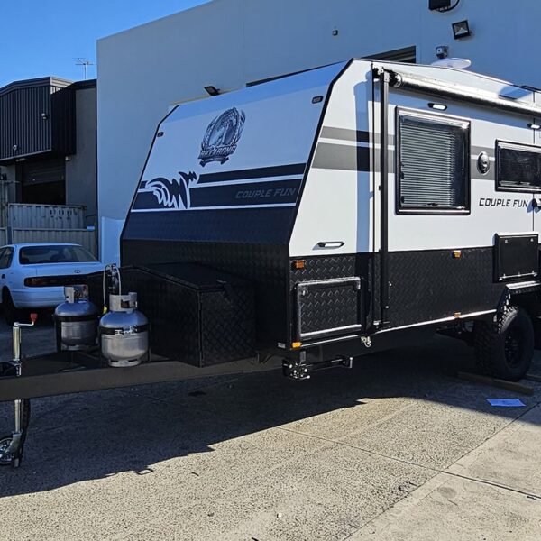 Billabong Couple Fun Caravan