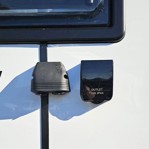 Billabong Couple Fun Caravan